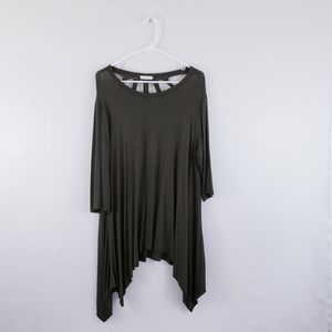 Oddy Green Cut Out Back Shark Bite Tunic